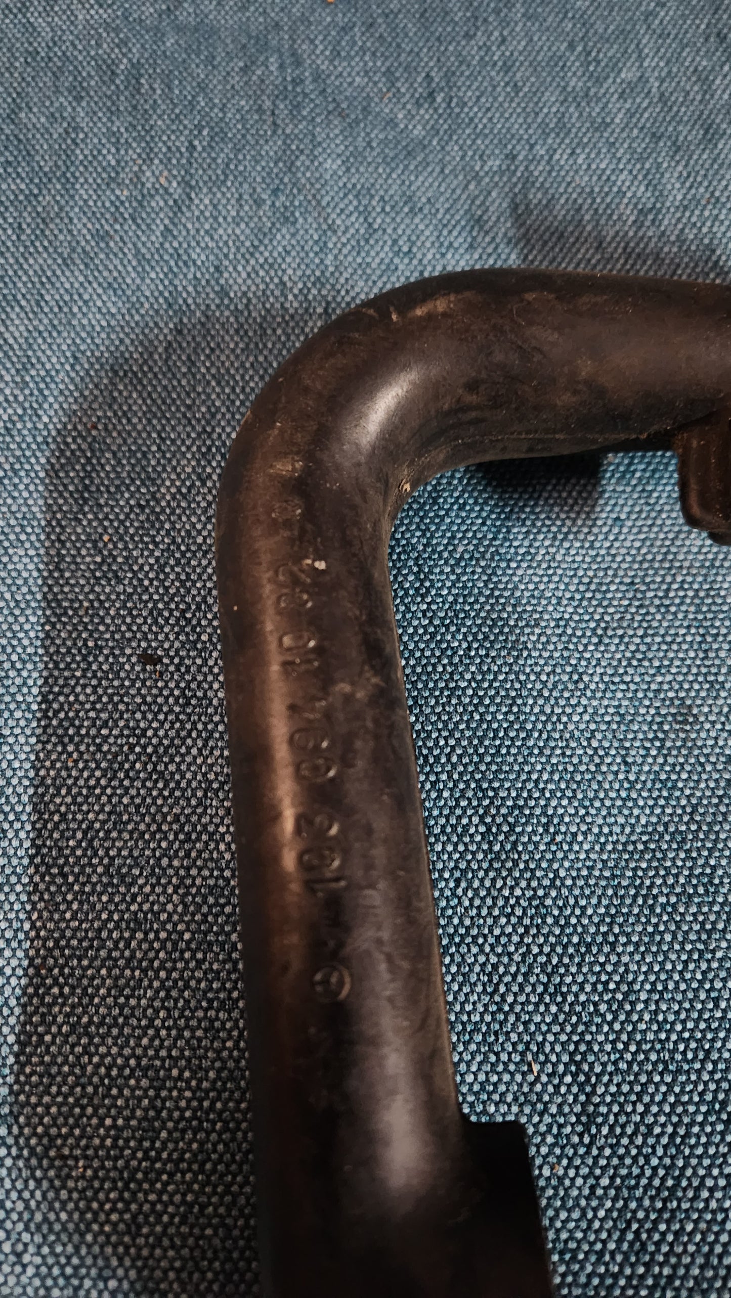 Mercedes W124 Kurbelgehäuseentlüftungsschlauch 1030941082 Gebraucht D6