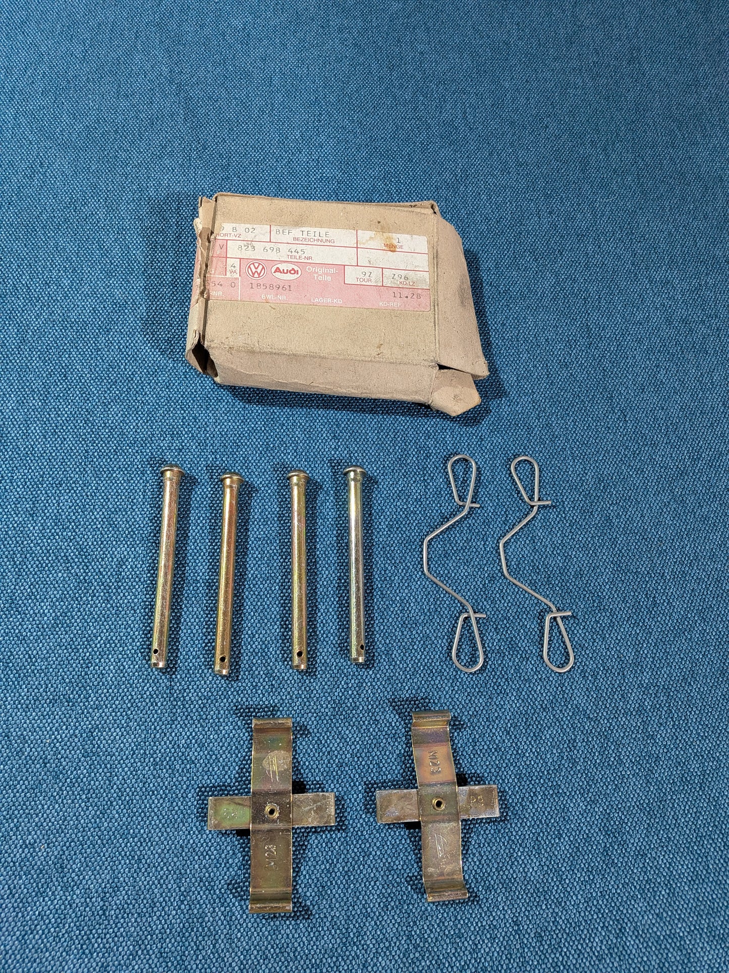 Bremssattel Reparatursatz Golf/Jetta/1/Passat/Audi 80/B1/B2 823698445 NOS A11