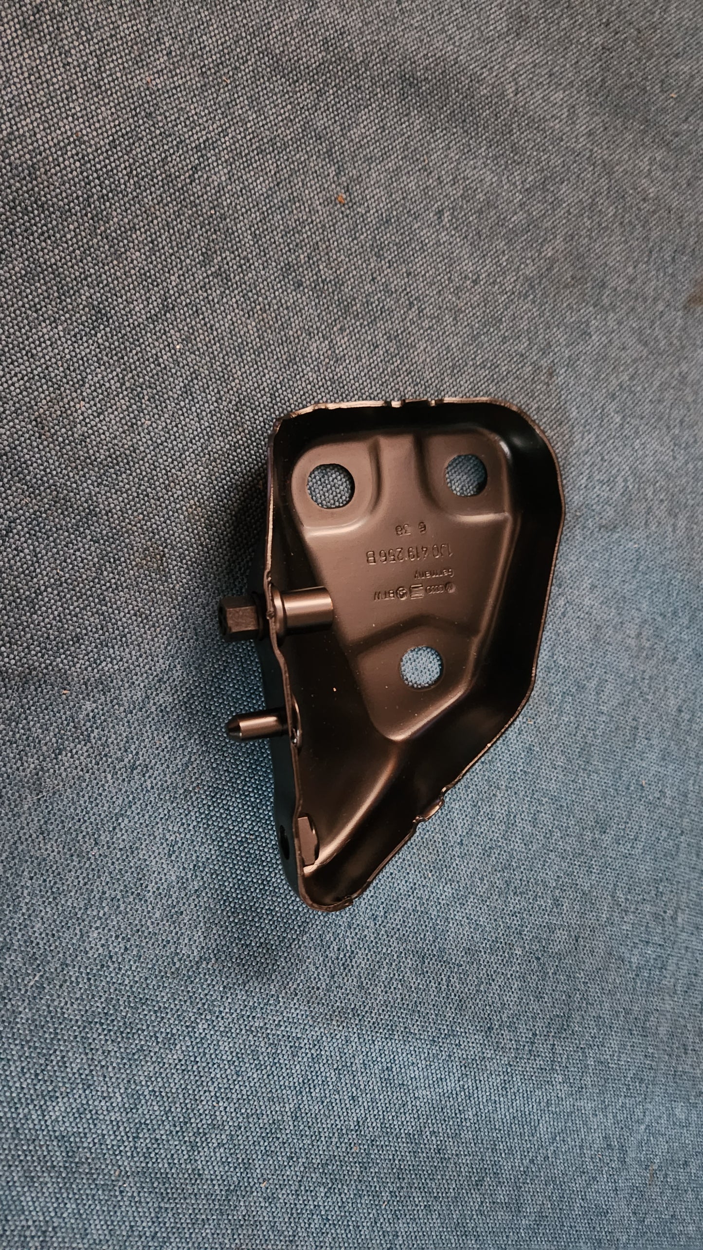 Golf 4 holder dashboard 1J0419256B Nos A3