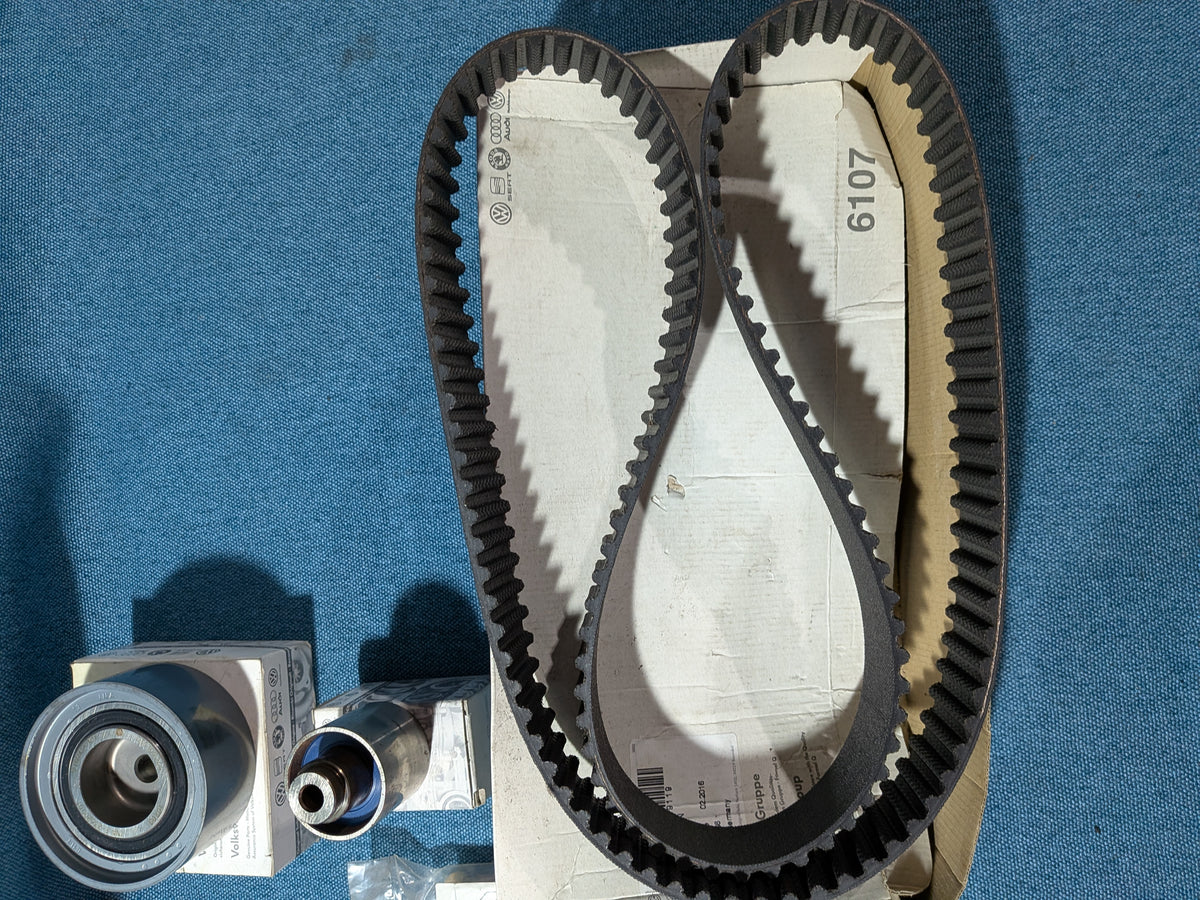 Zahnriemensatz Golf/Plus/5/Passat B6/Touran 1T1/Audi A3 8P/A4 B7/A6 C6 03G198119B NOS C10
