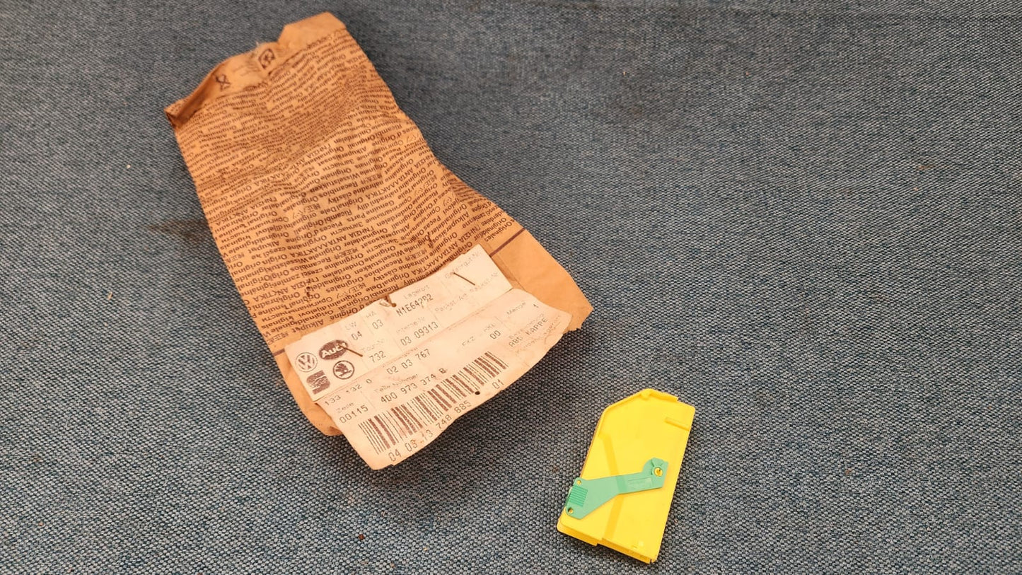 Schutzkappe Flachkontaktgehäuse Audi A3 Golf 4 NOS 1J0973373