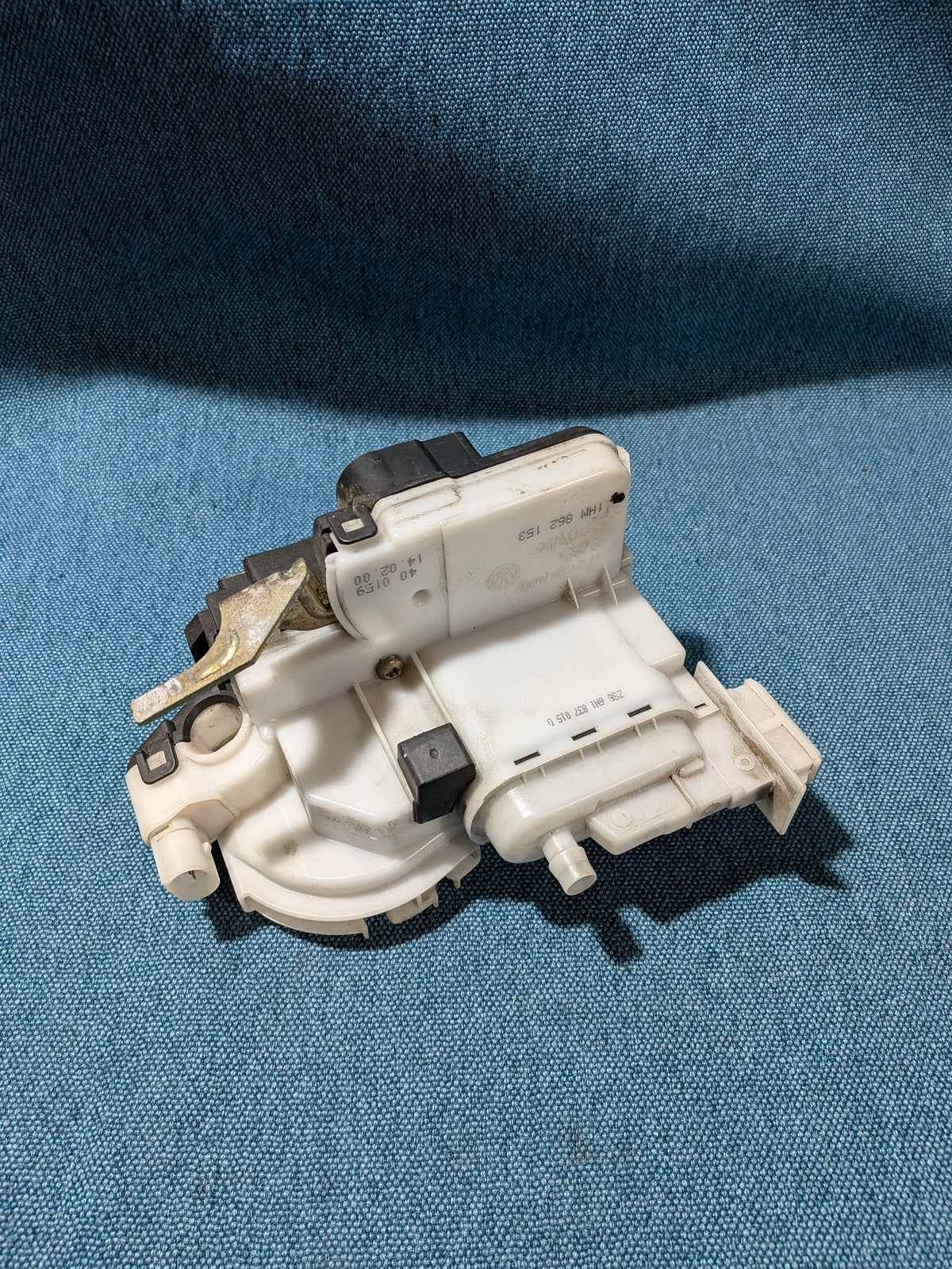 Türschloss vorne links Polo 6N 6N1837015D Gebraucht C9