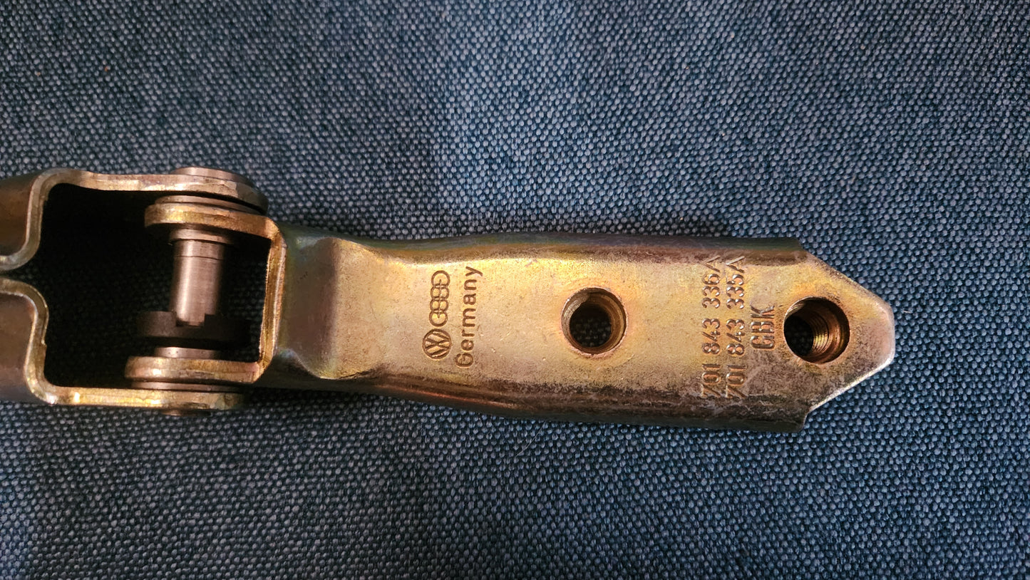 Sliding door hinge center right T4 Bus 701843336A Nos H4