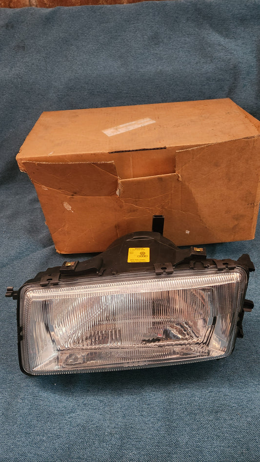 Scheinwerfer Audi80/B3/B4/Typ89 893941029H Nos T1/2