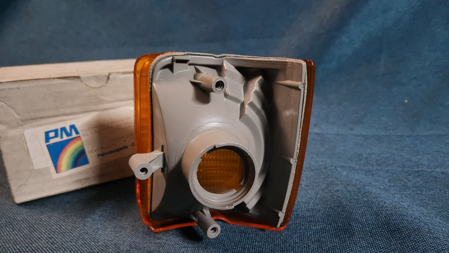 Audi 80 B2 Typ 81/85 Blinker Fifft 11773631 Nos A2