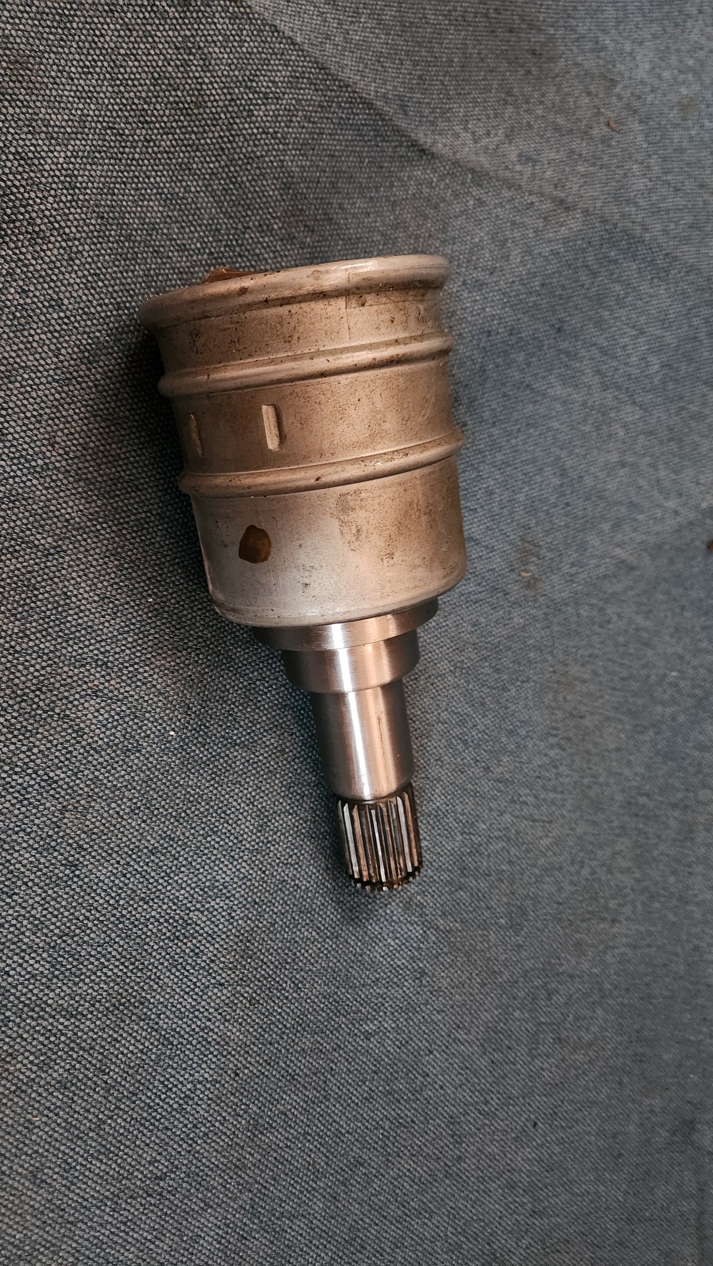 Tripod drive shaft joint NOS B3