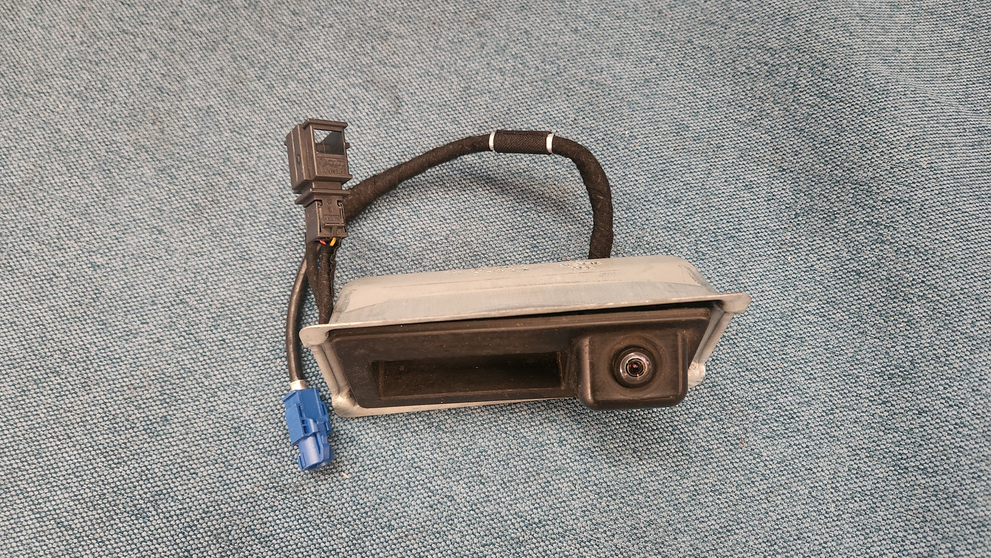 Golf 6 Rückfahrkamera Heckklappe 5M0827566 Gebraucht A1