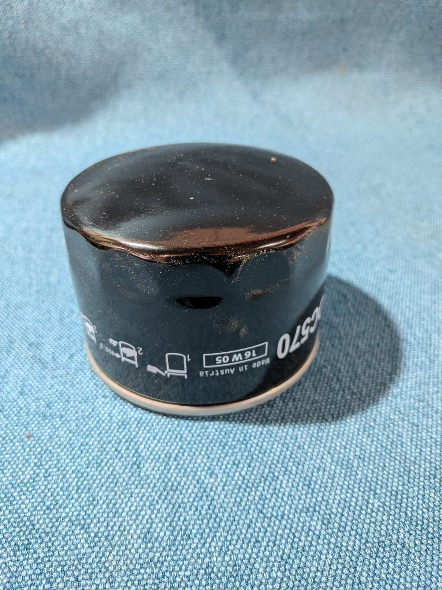 Oil Filter Mahle OC 570 Fiat Ducato/Land Rover/Range Rover/Peugeot Boxer 8094872 NOS/New A26