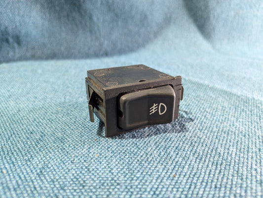 Fog light switch Golf/Jetta/1/Cabrio/Polo 86C/Scirocco/1/2/Passat B2 321941535A Used B16