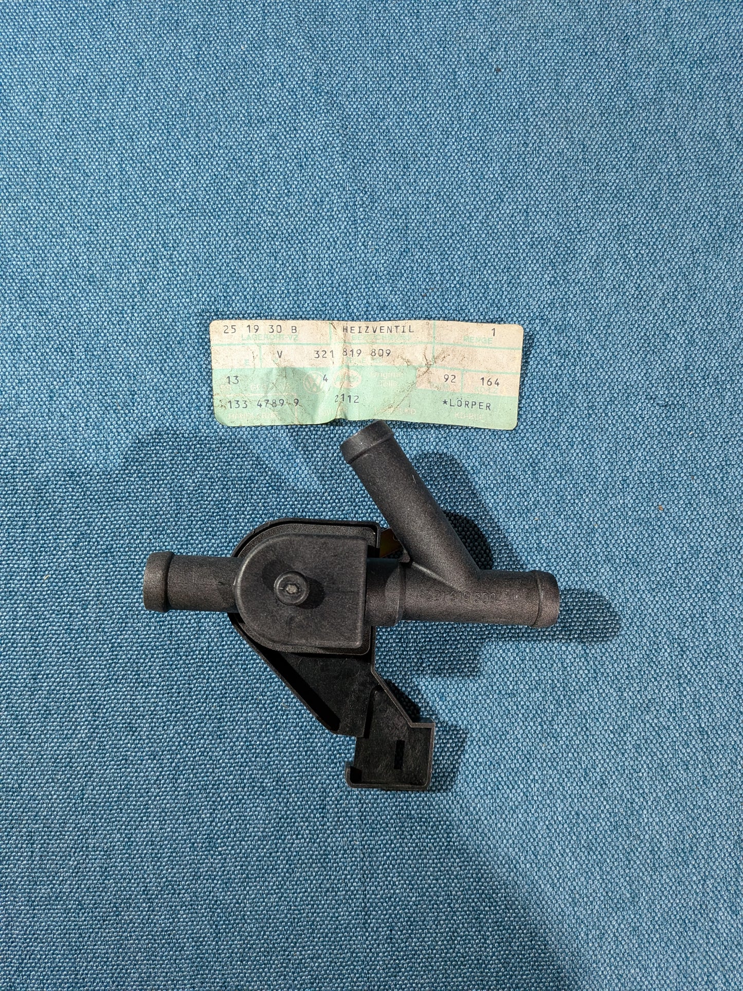 Heizungsventil Golf/Jetta/Scirocco/1/Passat B1/ T3 Bus/Polo 1/Caddy14D/ Audi 50 321819808 NOS A12