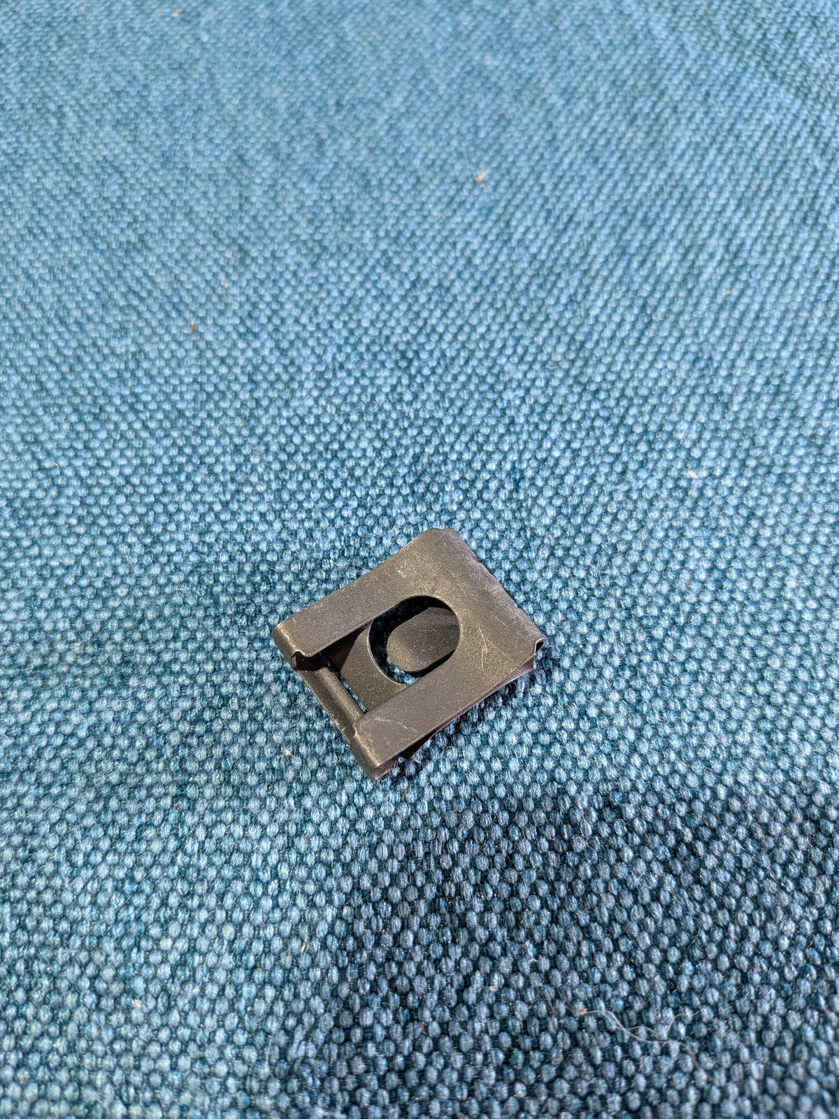 Retaining clip T2/T3 Bus/Caddy 14D/Corrado/Golf/Jetta/1/2/Polo/1/86C/Scirocco2 N90254701 NOS B7