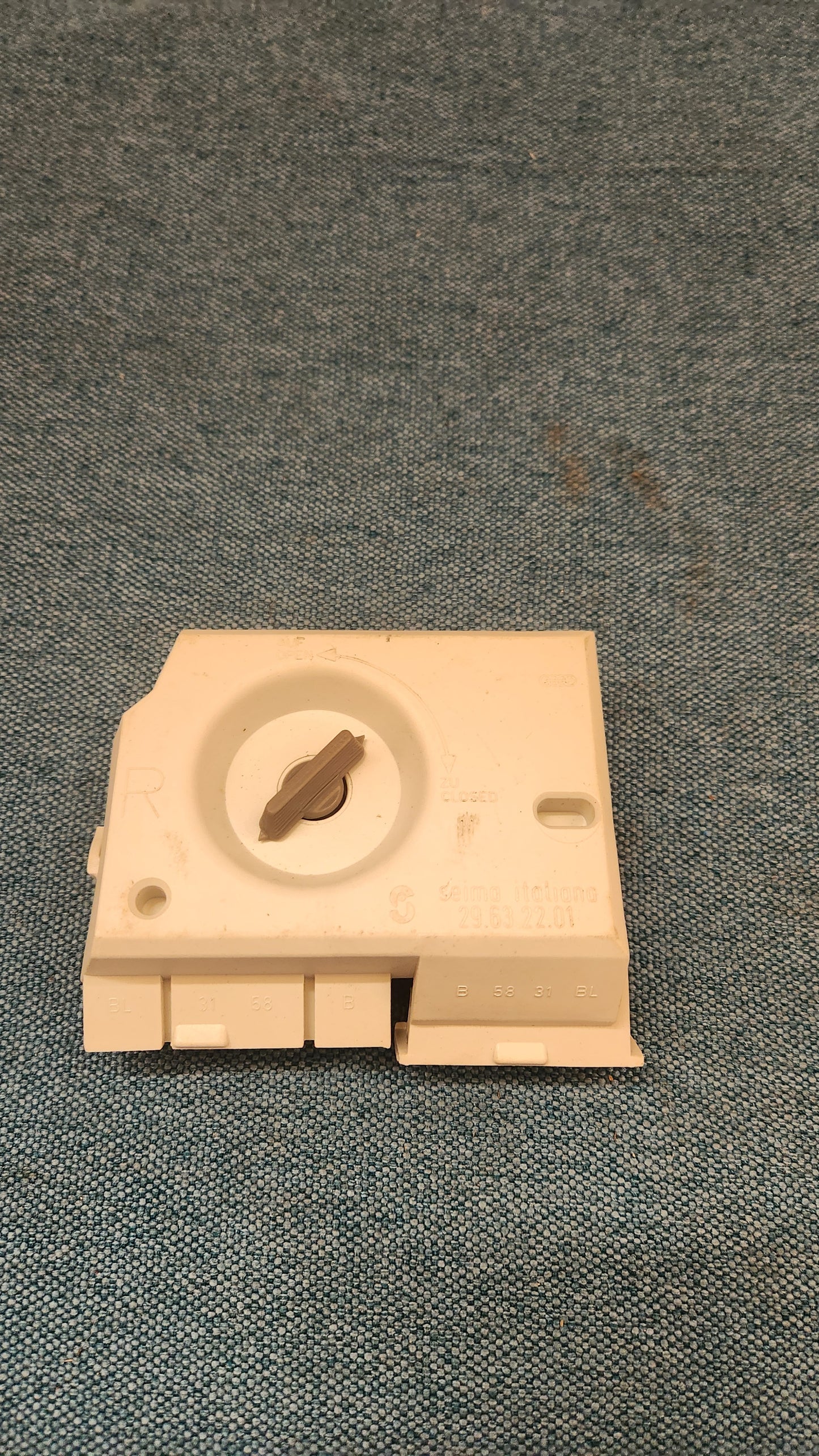Light Bulb Holder Tail Light Audi 80/90/B3/B4/A6/100/C4 893945222 Nos L3