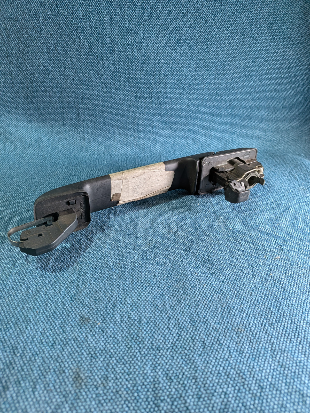 Türgriff vorne links Golf 3/Cabrio/Vento 1H0837207 NOS B10