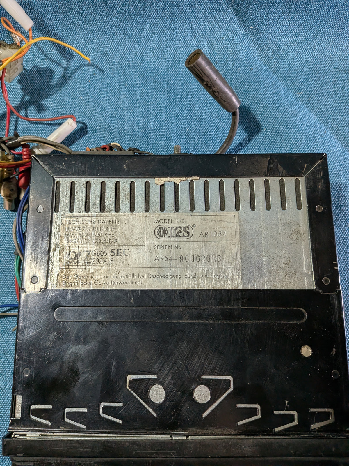 Radio ICS AR54 90062023 Used E11