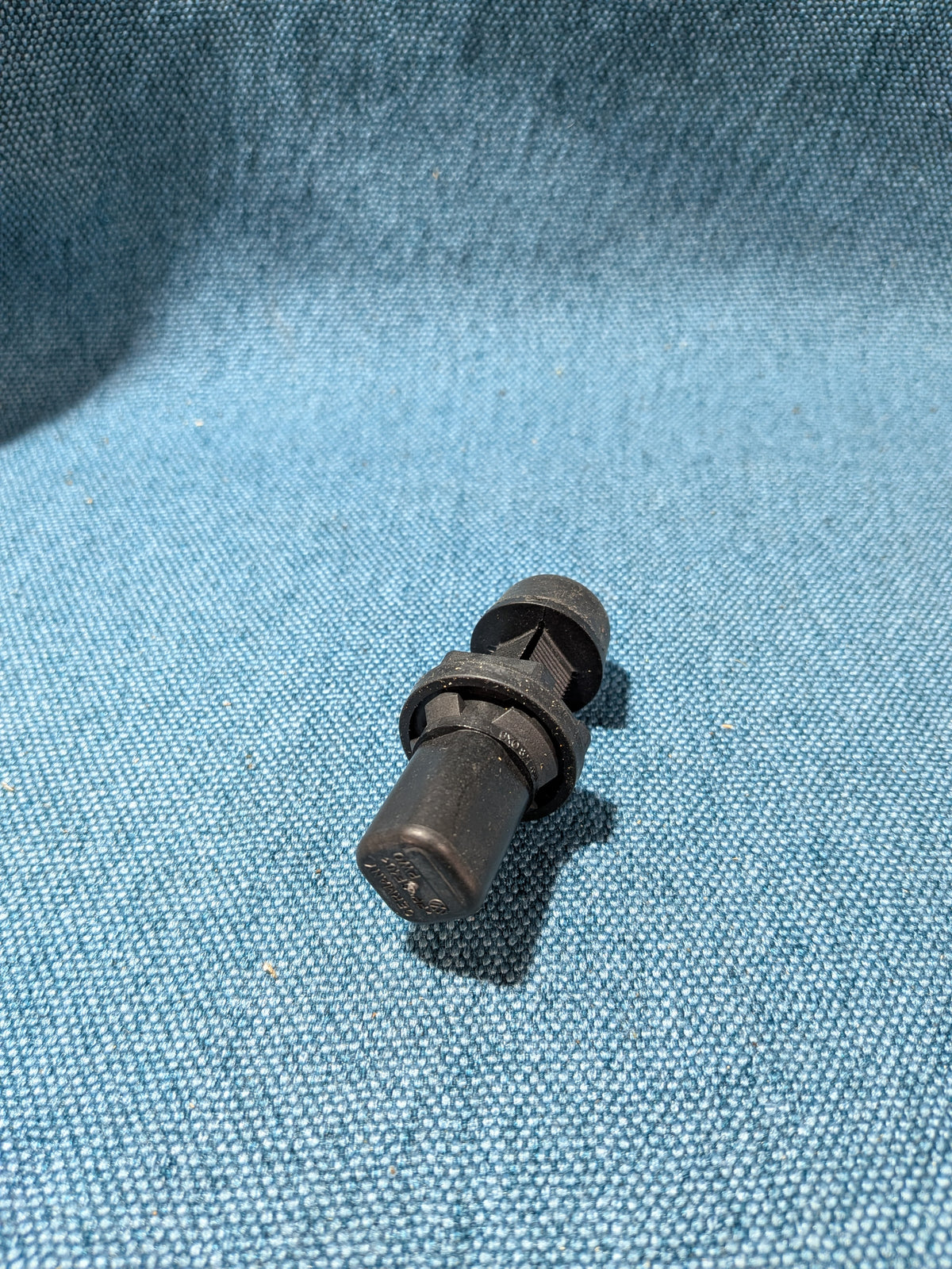 Rubber Buffer Tailgate T4 Bus/Golf 4/Bora/Lupo/Passat/3B/BG 6X0827499 NOS J9