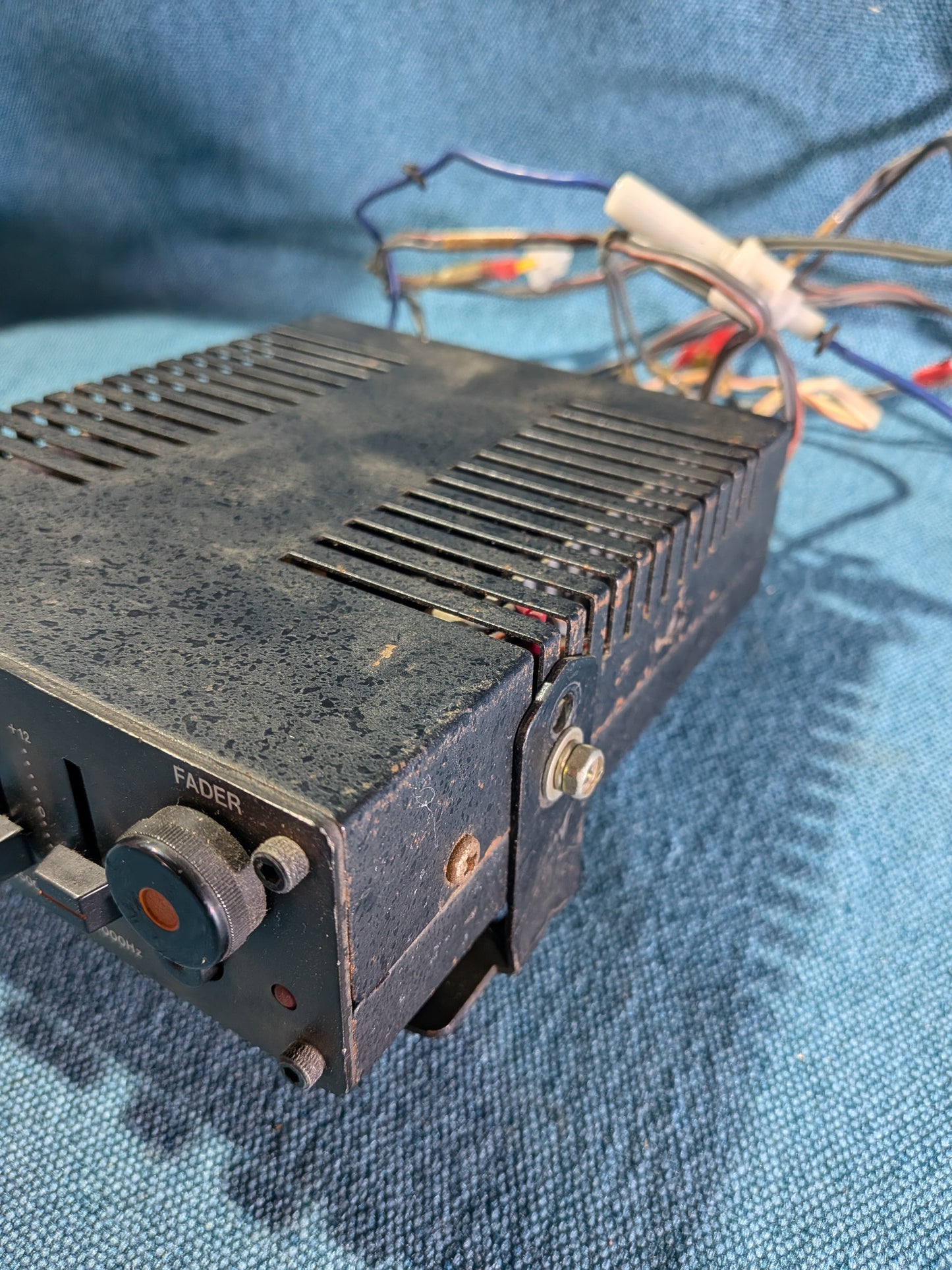 Clarion Equalizer 285065600 Used E11