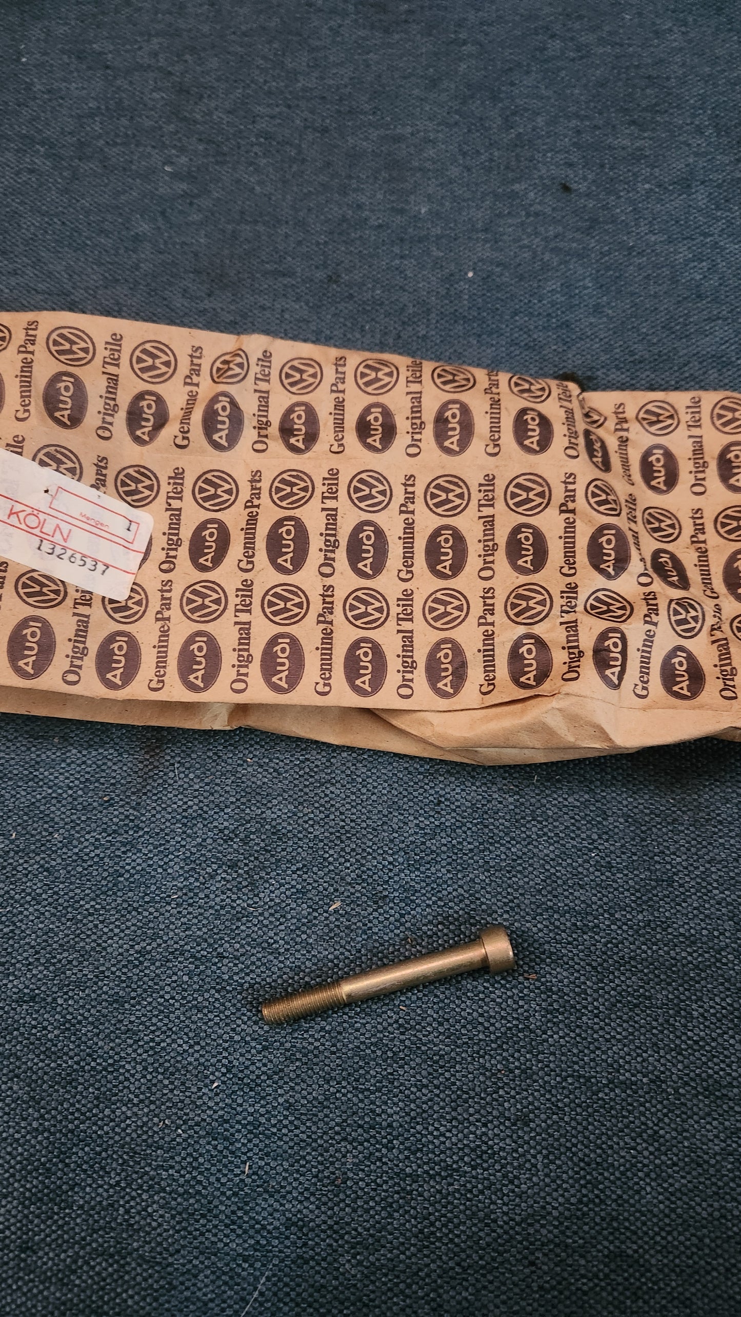 Inbusschraube VW/Audi Gelb verzinkt 020409297 M6x60 Nos S3