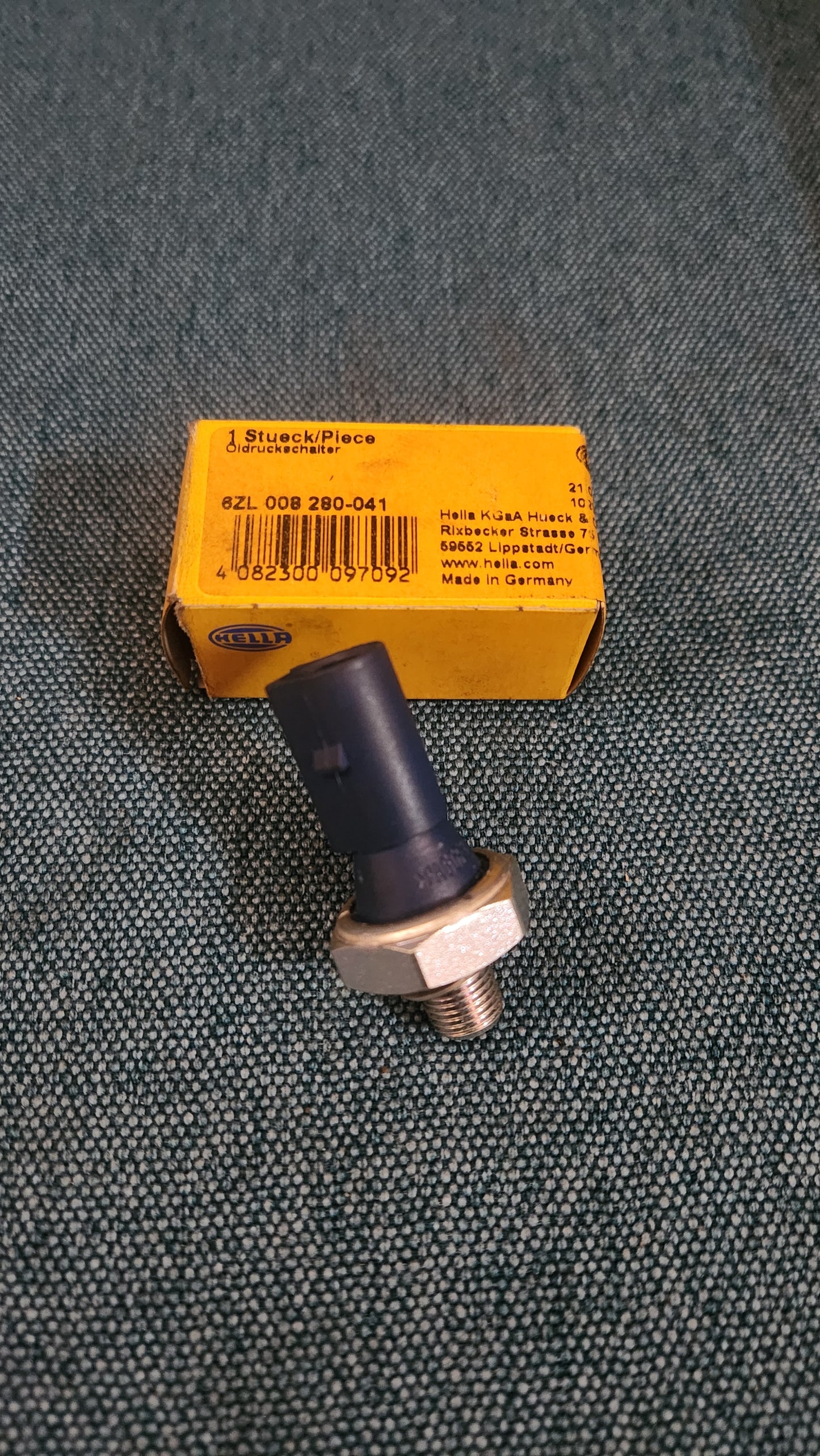 Oil Pressure Switch Hella Caddy 2 9KV/Golf3/4/Vento/Bora/LT2/Passat 3B/BG/New Beetle/Polo 6N/Sharan/T4 Bus/Audi A4 B5/A8 4D2 6ZL008280041 NOS/New M7