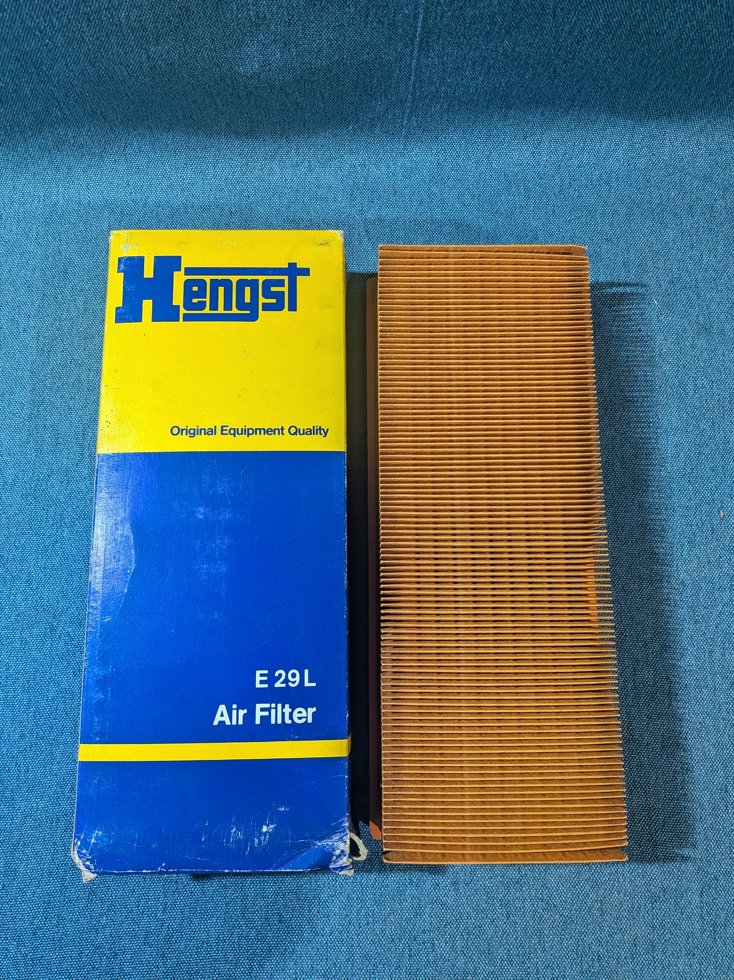 Luftiftiler Hengst E29L Caddy14D/Golf/Jetta/1/2/Passat/B1/B2/B3/Santana/T3 Bus/Audi 80/90/B2/B3/B4/100/C2/C3/Cabriolet/Coupe/Quattro 681296201 NOS/Neu B9