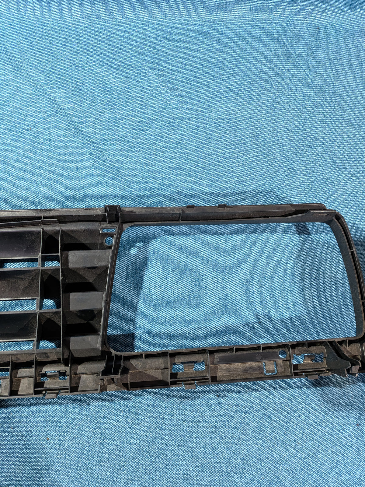 Kühlergrill 5 Rippen Jetta/2 165853653E NOS B20