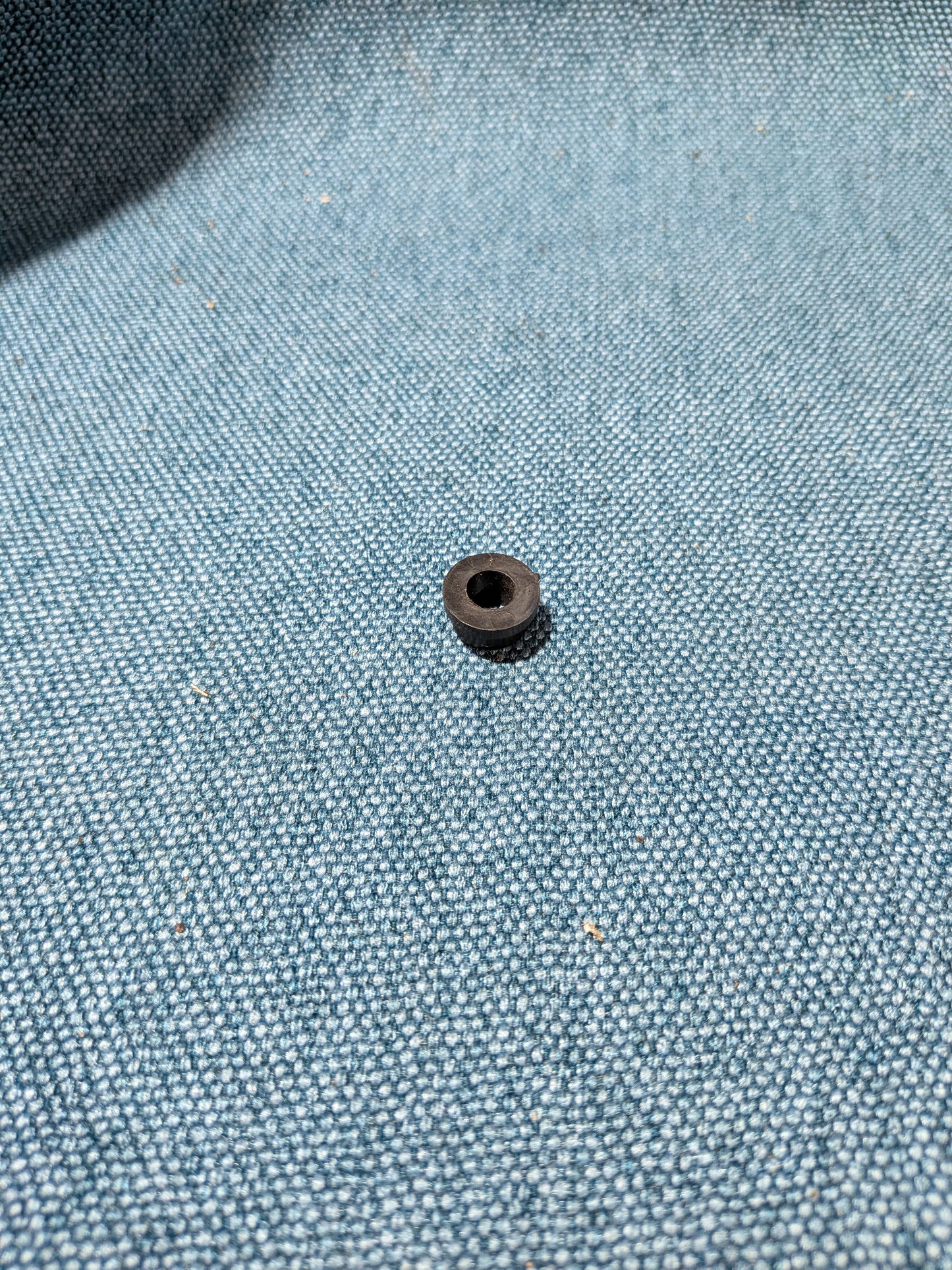 Lagerbuchse für Gaspedal Porsche/924/944 823721553 NOS J9