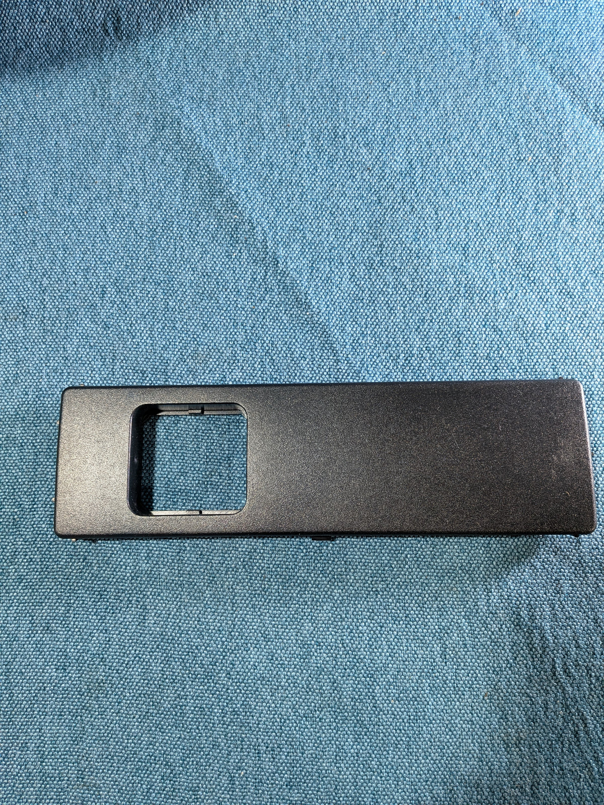 Light switch cover LT2/Mercedes Sprinter 2D0957085C NOS B17