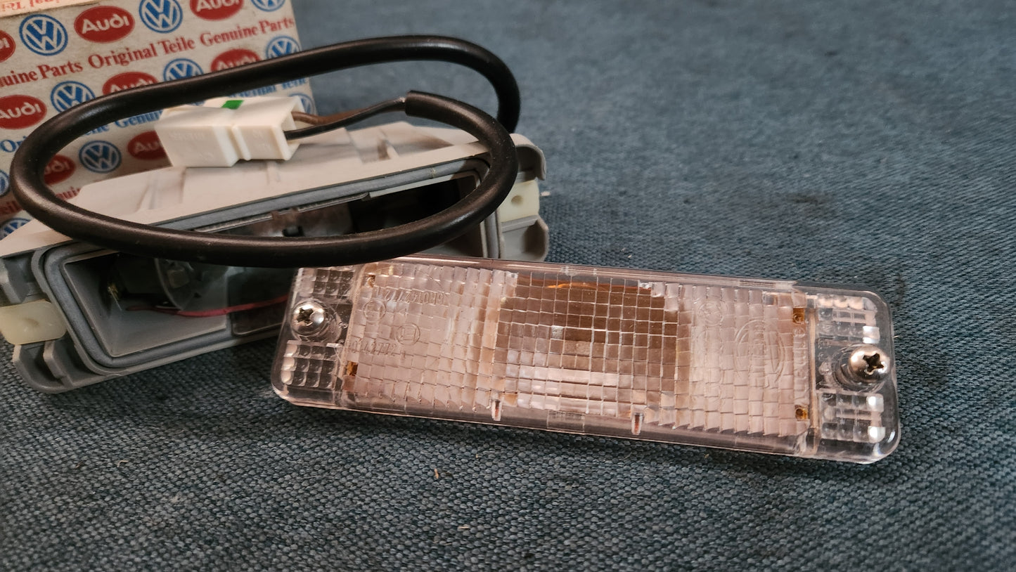 Blinker Weiß Golf 1/2 Jetta 1/2 Caddy 14D Polo 1 Audi 50 191953055 Nos F5