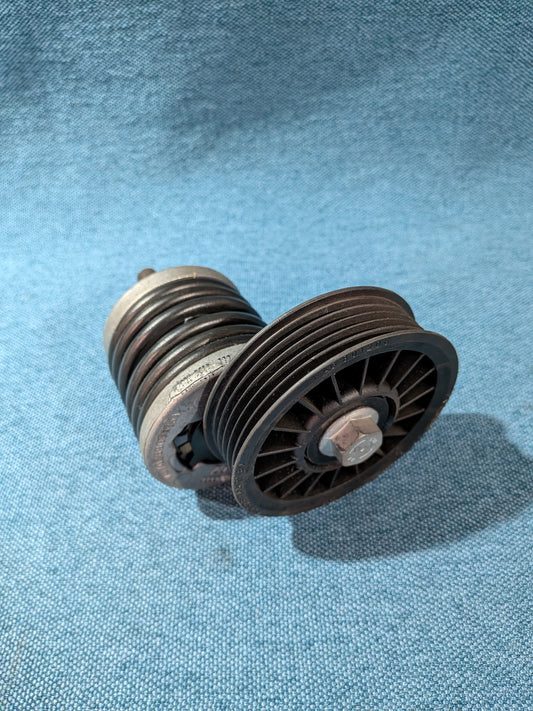 Ribbed V-belt tensioner alternator Passat 3B/BG/Audi A4 B5/A6 C5 7028903315M NOS A22