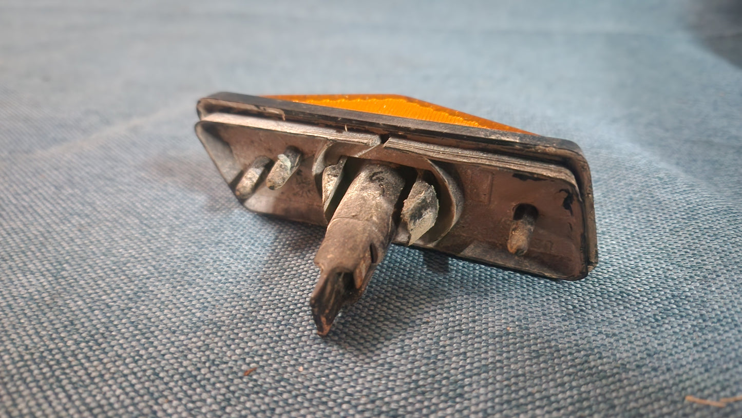 Fiat 131 Blinker Rechts 0209600 olsa Gebraucht A2