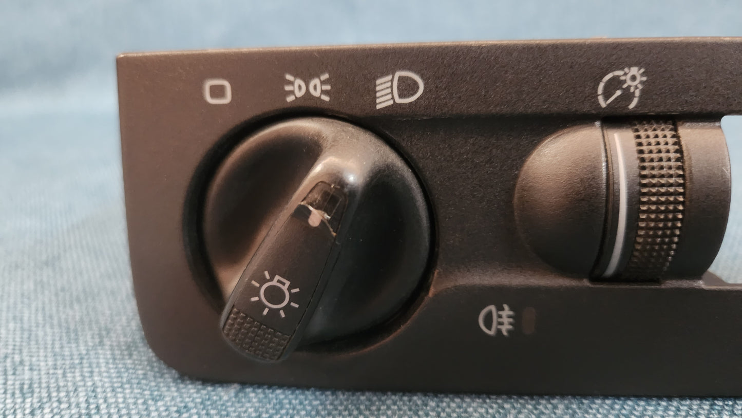 Passat B4 Light Switch with Fog Lights 3A1941531E Nos G6