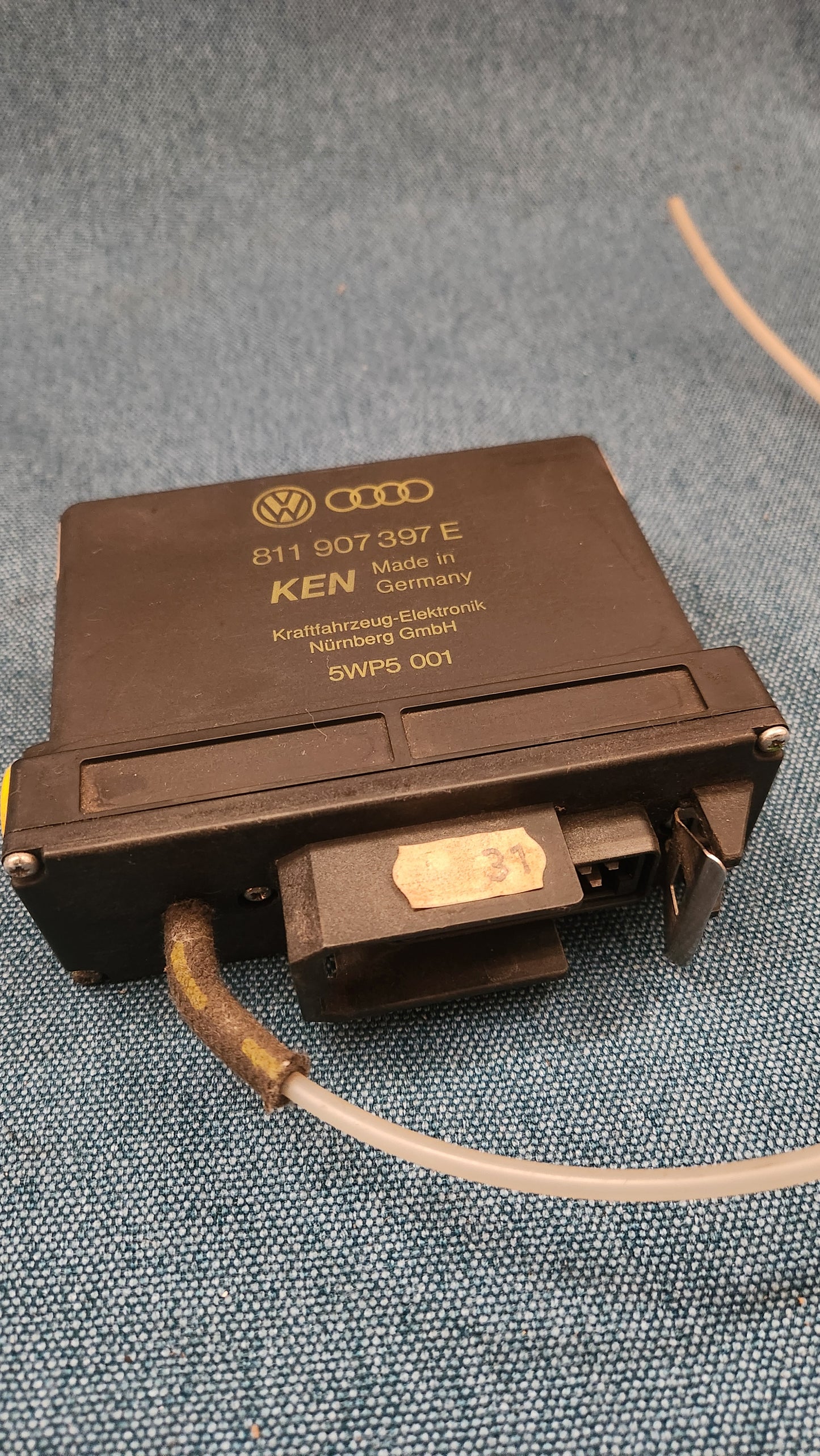 Motorsteuergerät Golf 2 16V PL KR 811907397E Nos M4