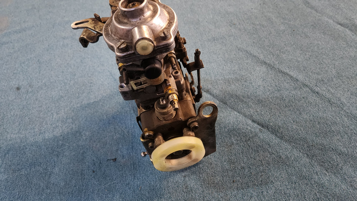 Einspritzpumpe Hochdruckpumpe 1,6TD  Golf/Jetta2 068130110B Gebraucht Q5