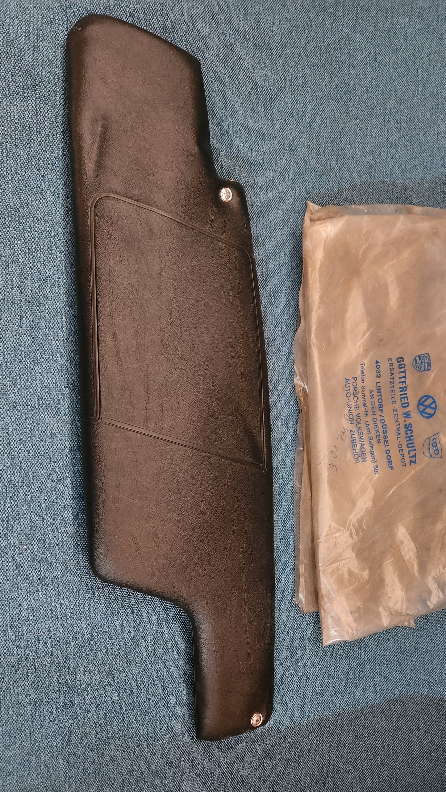 Sonnenblende Schwarz Porsche 914 90173101710 Nos K5
