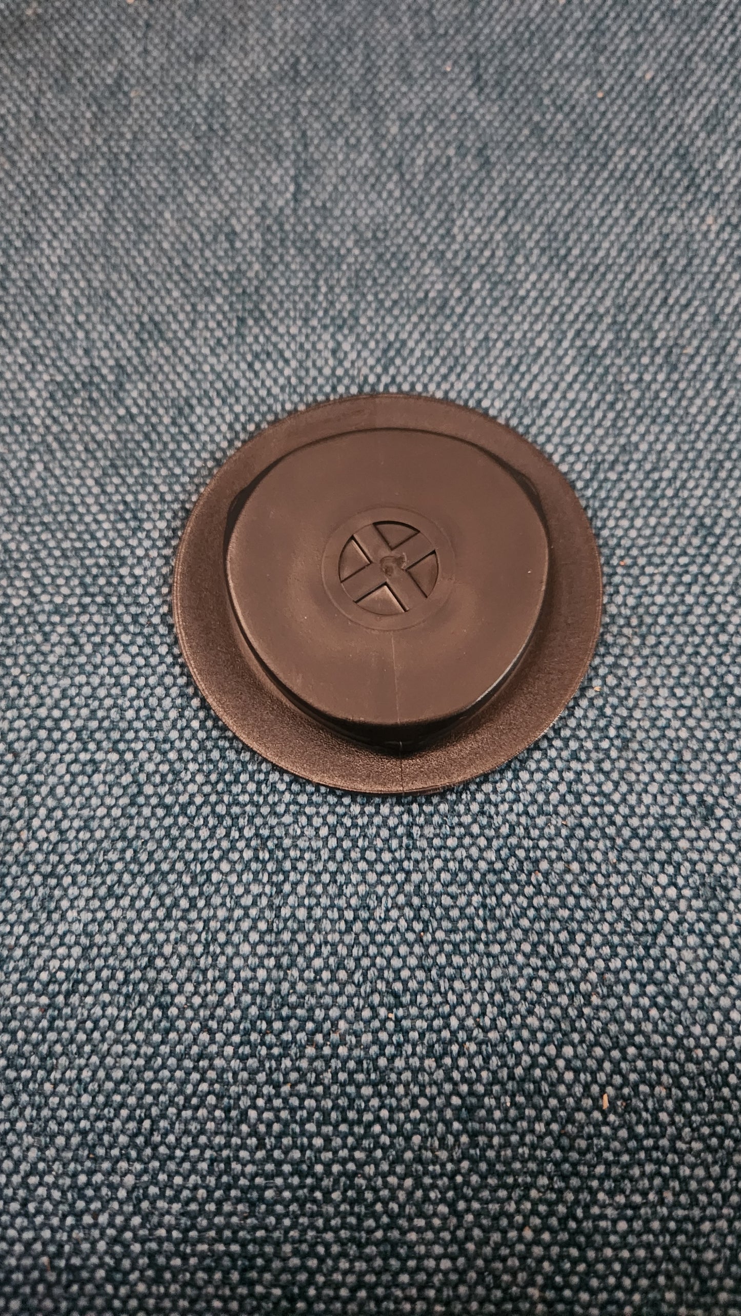Deckel Audi 100/200/C2/C3/Passat B1/B2/Santana 893803583A  Nos M2