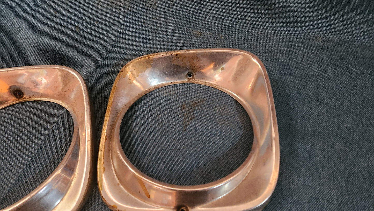 Opel Kadett B Scheinwerfer Blende 1218172 Gebraucht A3