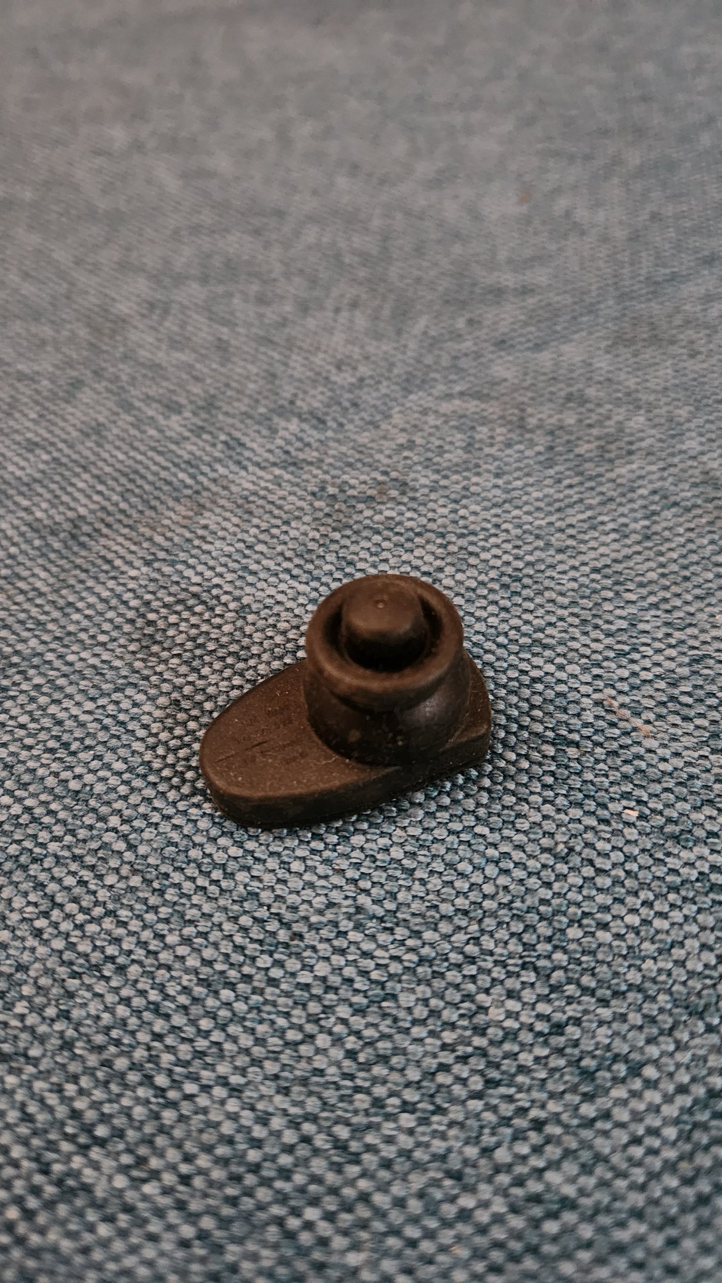 Dichtung Türkontaktschalter Passat 35I/B3/B4 3A0947565 Nos M2