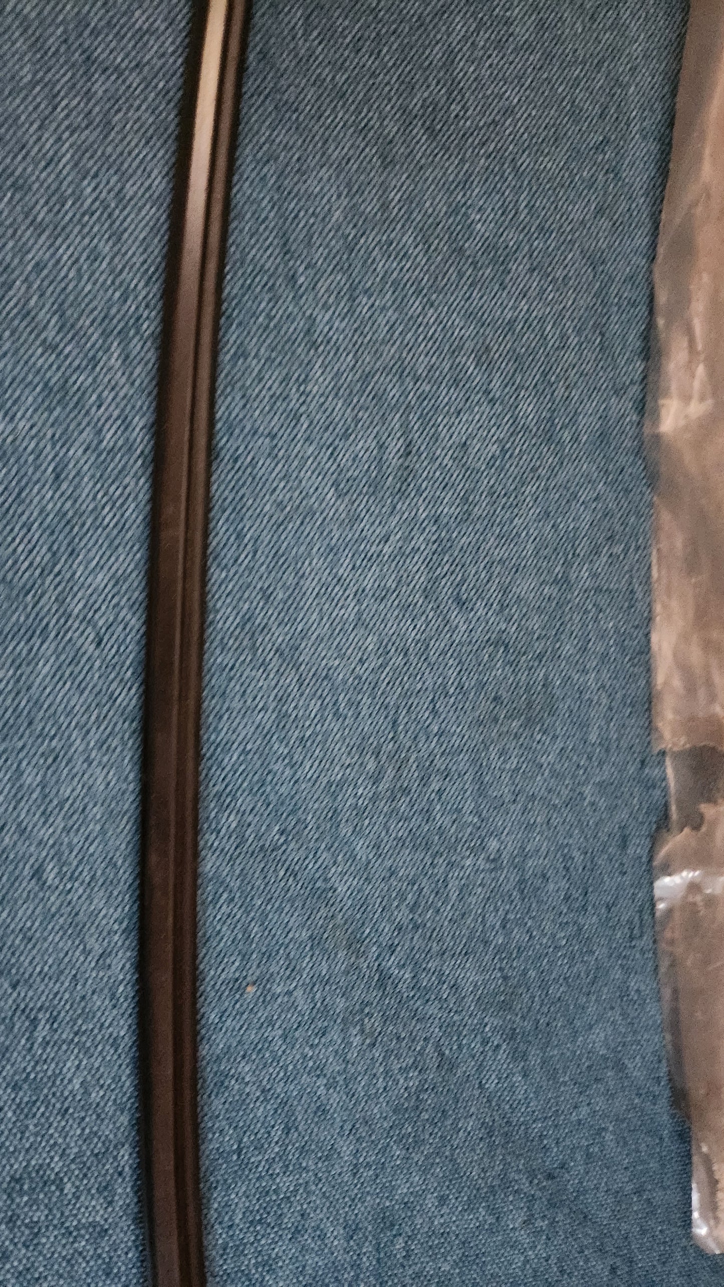Windscreen Trim Window Frame Seal Audi A4 B5 8D0845131C Nos Q3