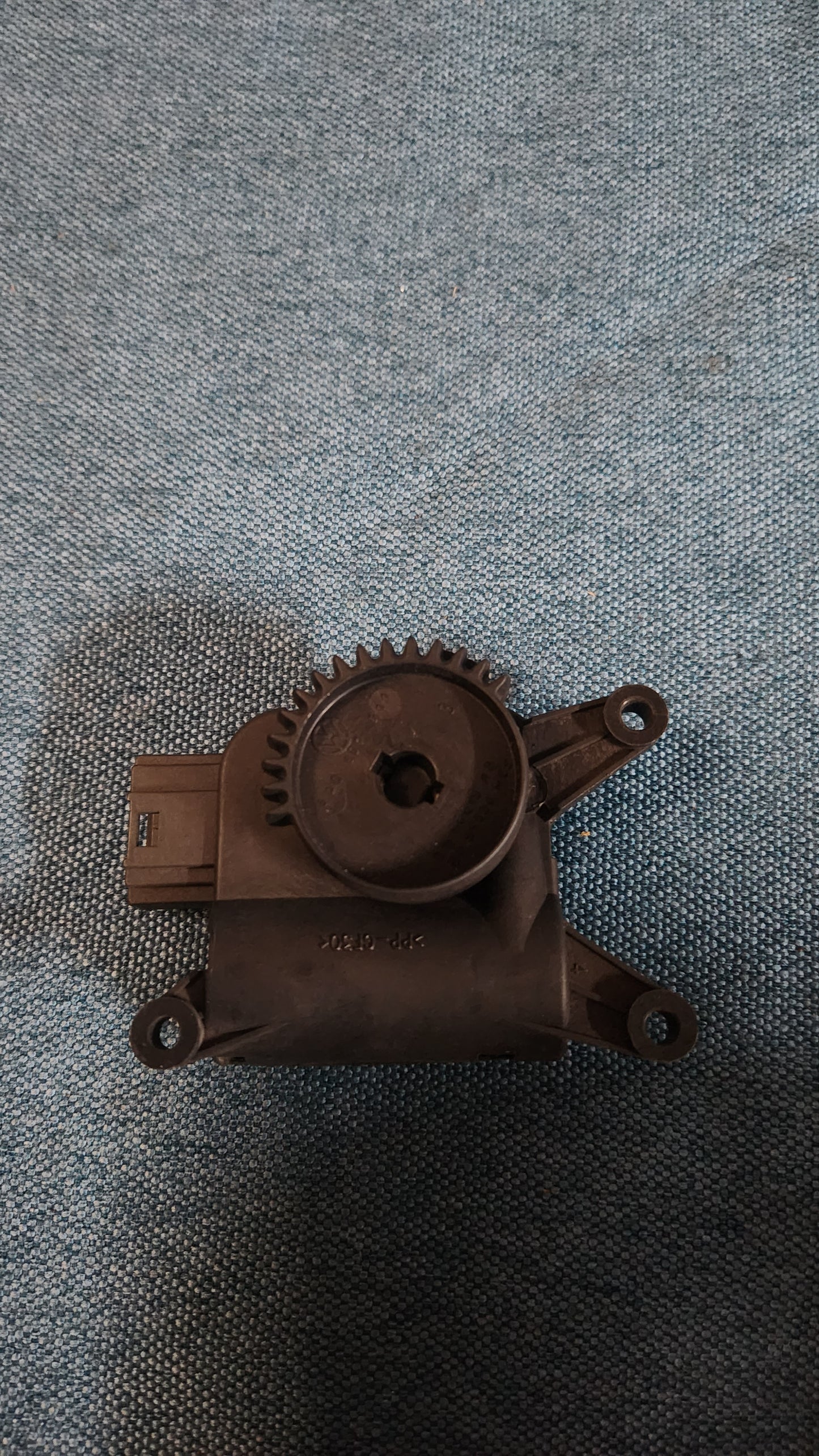 Stellmotor Heizung Polo 9N3/Seat Ibiza/Toledo 0132801357 NOS N5