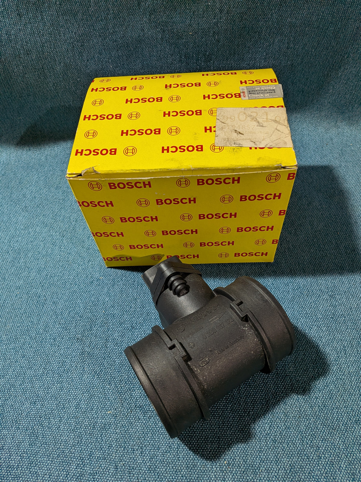 Mass Air Flow Sensor (MAF) Bosch 0280217123 Opel/Astra/F/G/Corsa B 90529673 Used A27