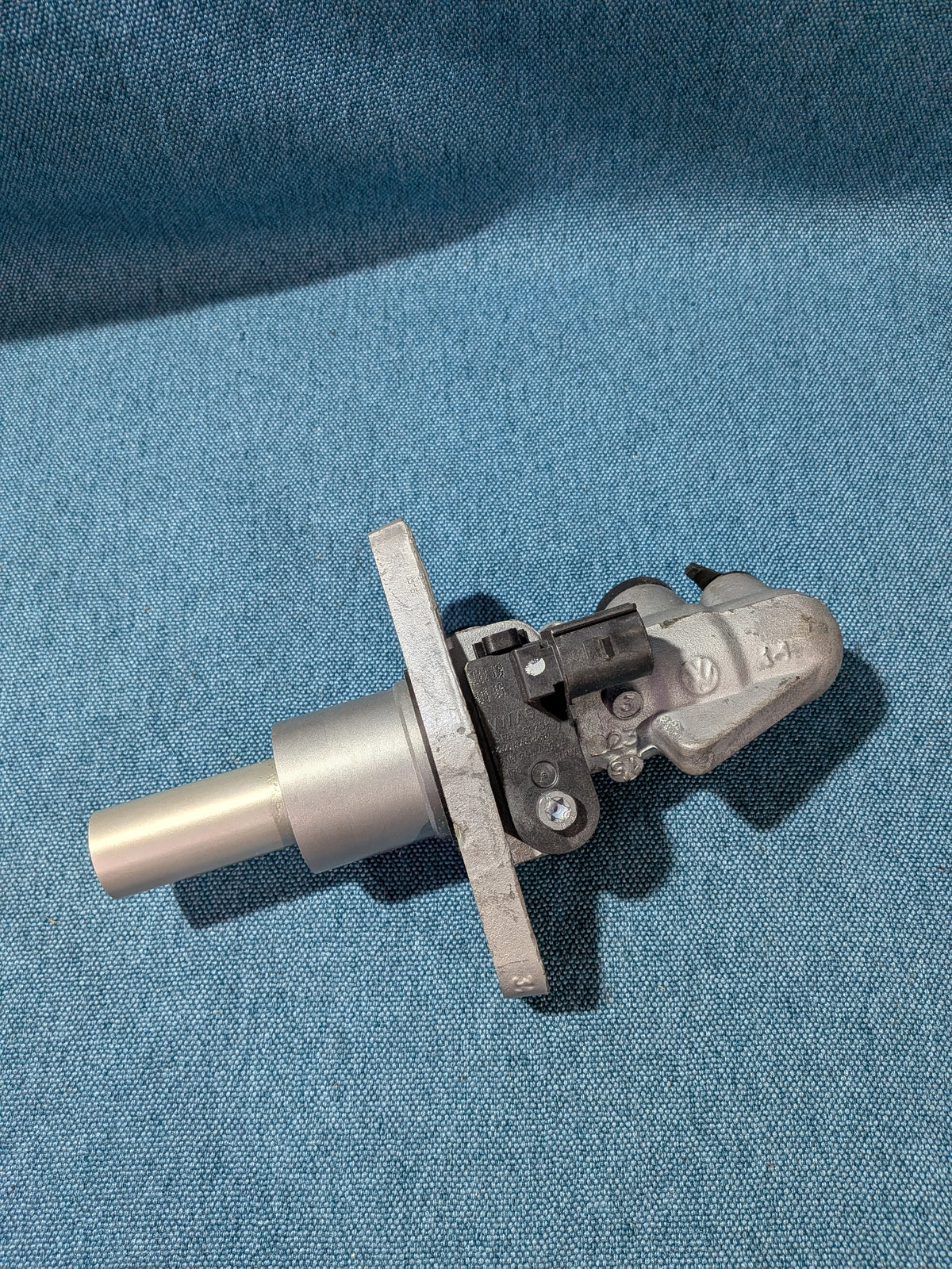 Hauptbremszylinder Tiguan/5N 5N0945459A NOS B23