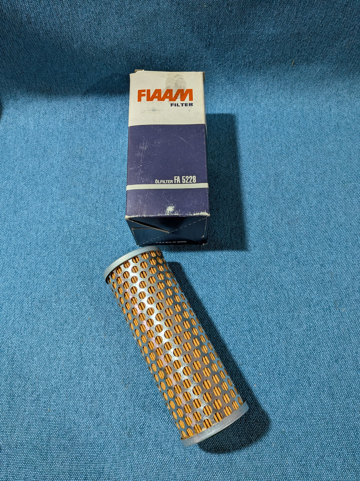 Oil Filter FA5228 FIAAM LT2/Mercedes/W124/W140/W210/W463 1041800109 NOS/New A26