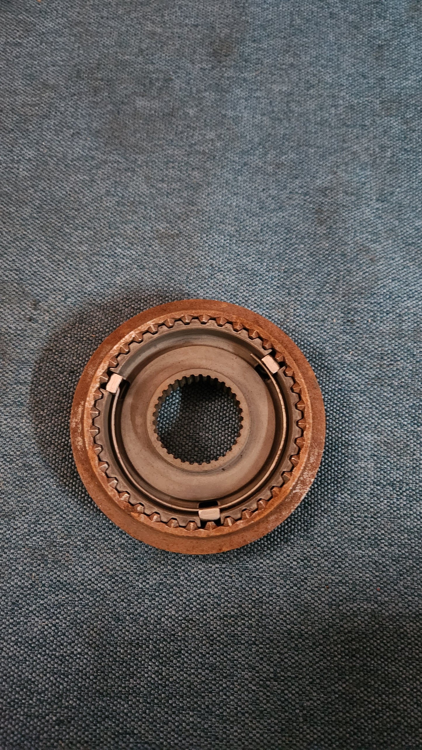 Synchronring Synchronkörper  T1/T2/T3/Käfer/Typ1/3/PassatB1/B2/Audi80B1/B2/Golf1/Jetta1 006311241C Nos I2
