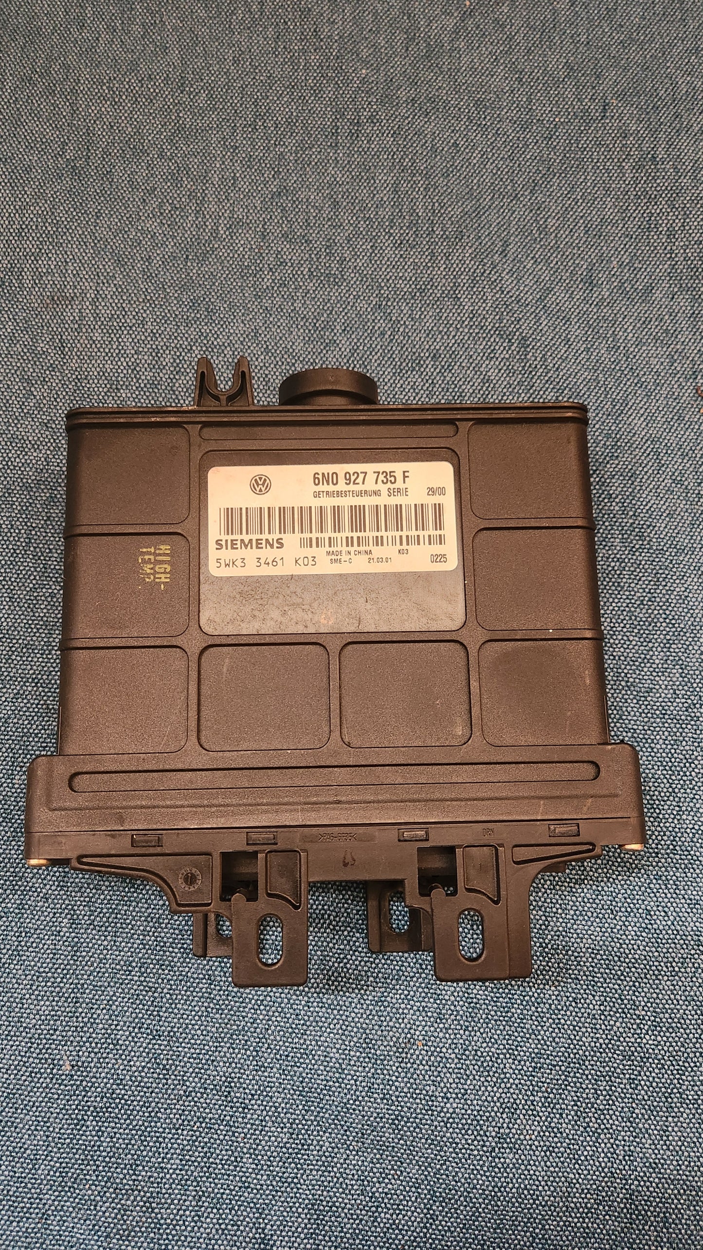 Engine control unit Lupo 3L/Polo 6N 1.2 TDI 6N0927735F Nos M4