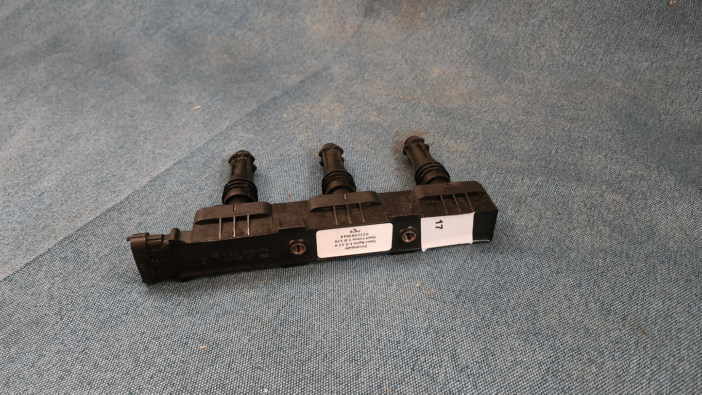 Opel Corsa 1.0 Agila Ignition Coil 0221503014 Used A3