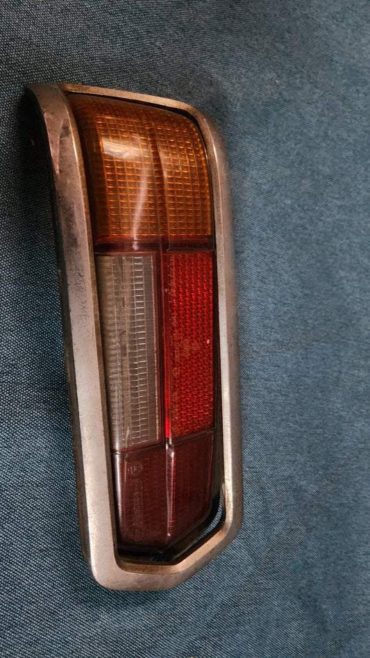 Mercedes W108 Rückleuchte Rücklicht Chrom K33268 Gebraucht D1