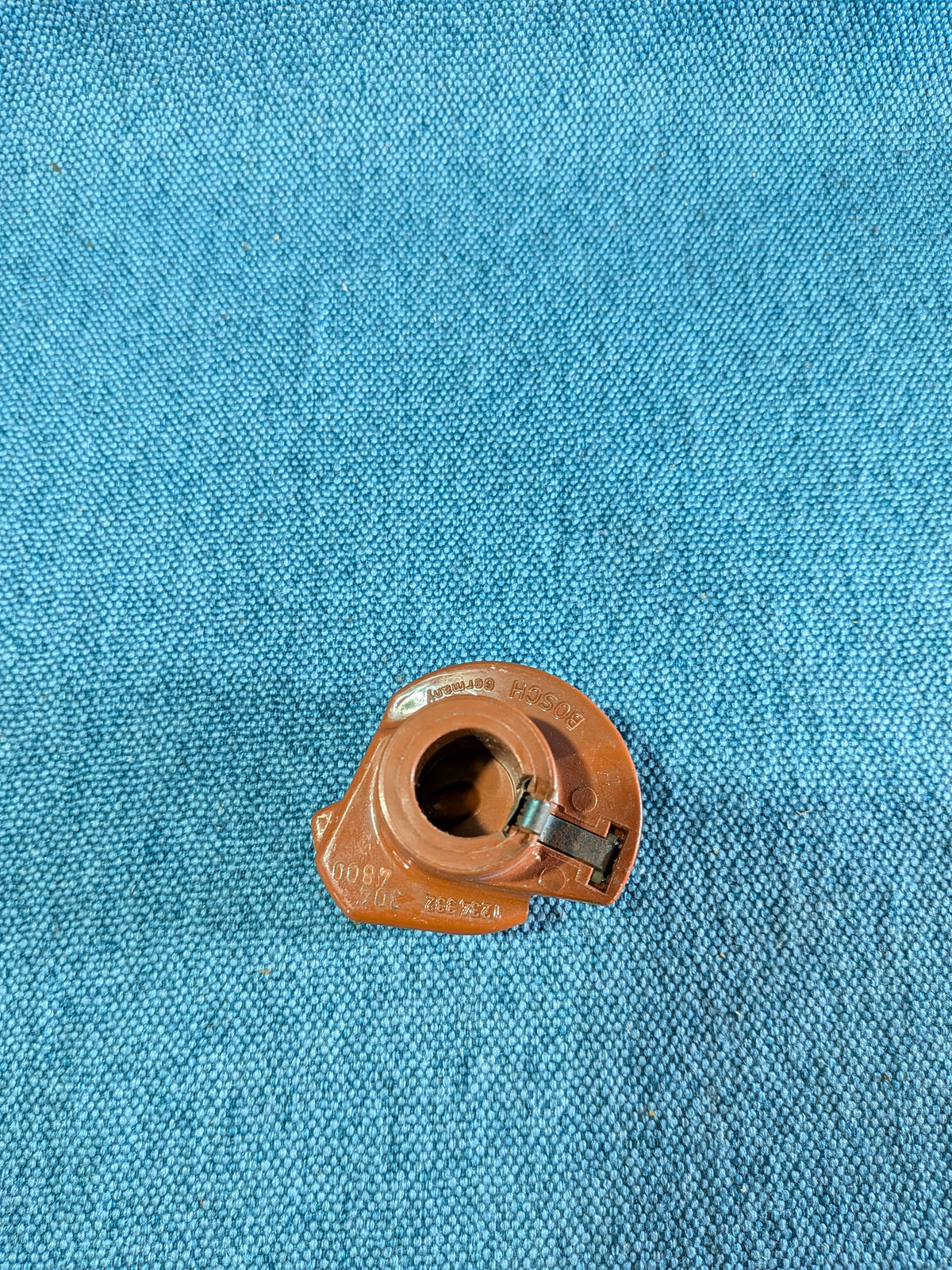 Verteilerfinger Bosch 1234332304 T3 Bus  070905225A NOS/Neu B8
