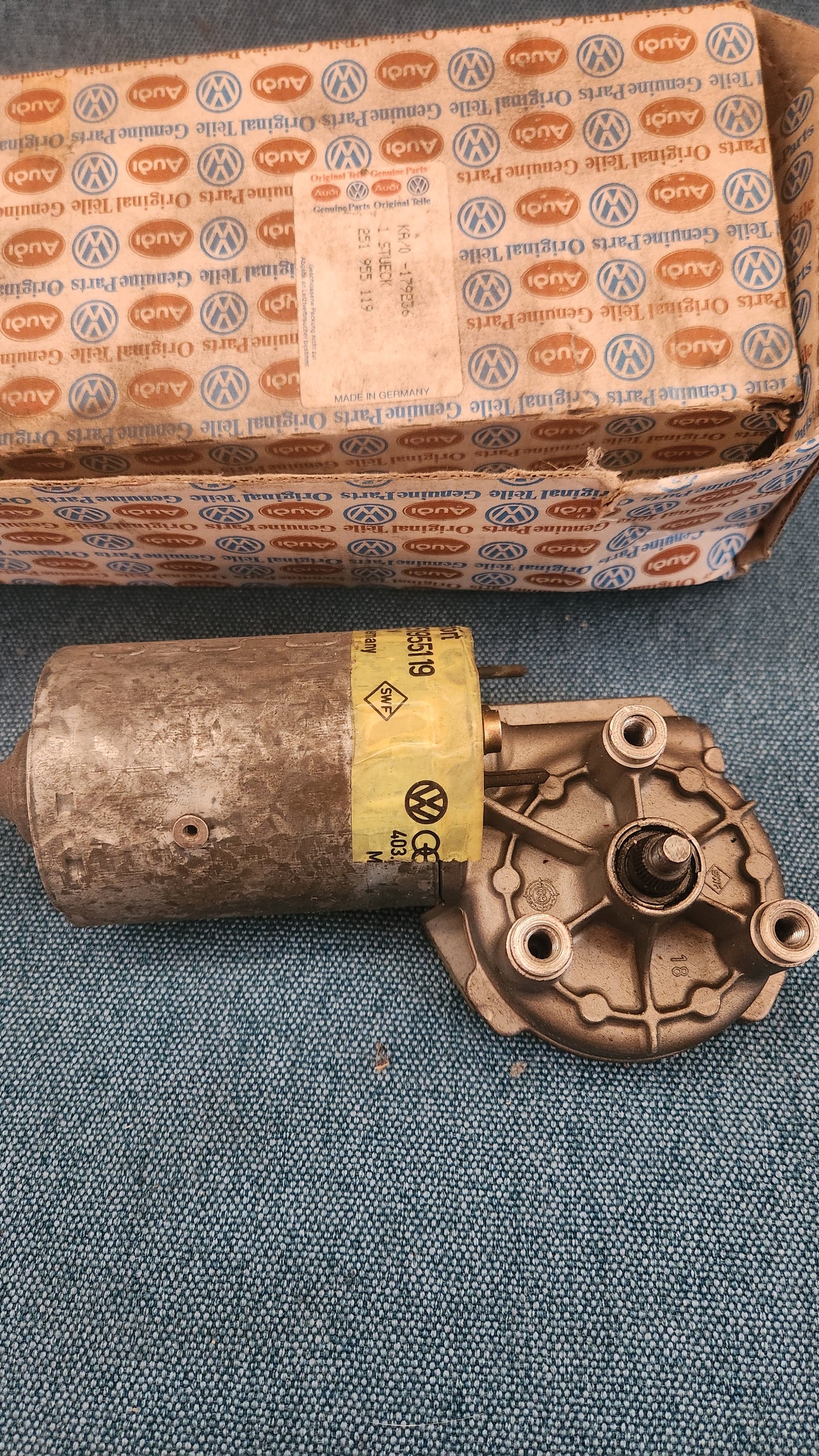 Scheibenwischermotor T3 Bus/Golf/Jetta/2/Polo 2/86C Passat 32B B2 251955119 NOS G3