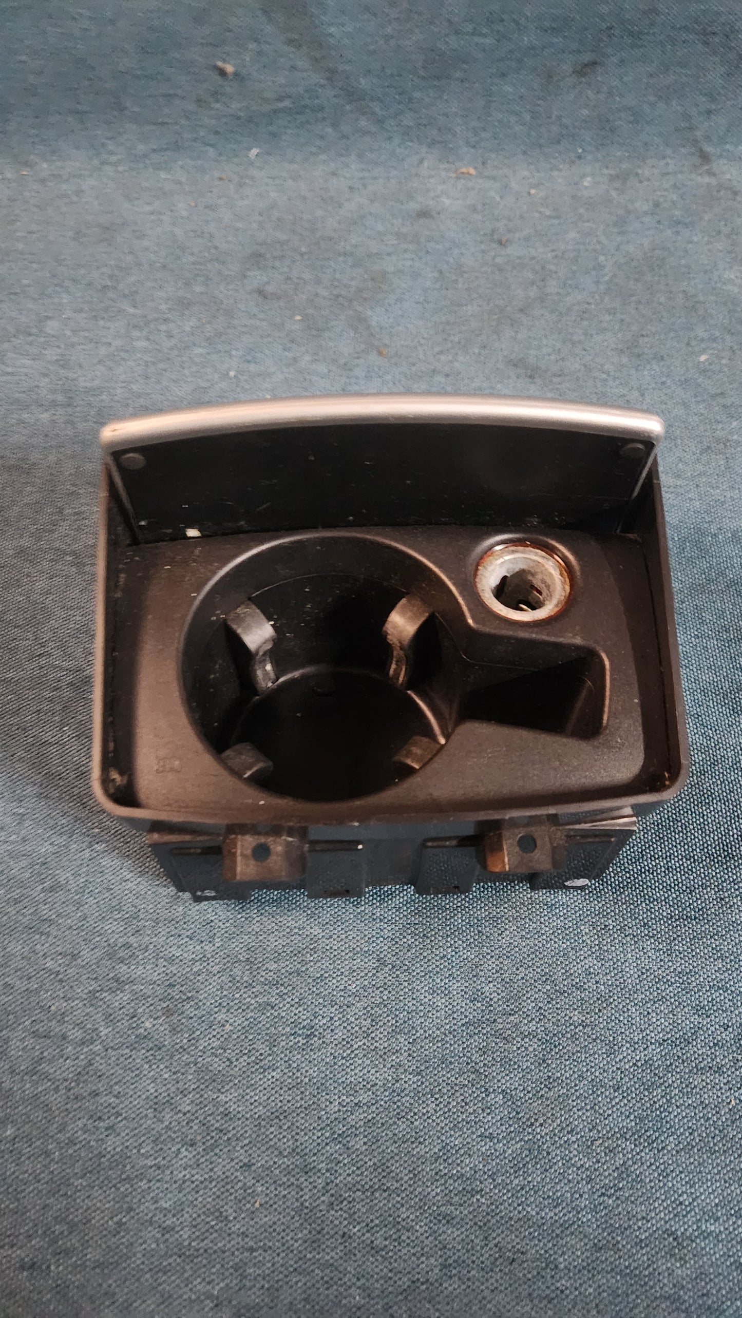 Audi A6 4F C6 Aschenbecher Getränkerhalter 4F1862533C Gebraucht D9