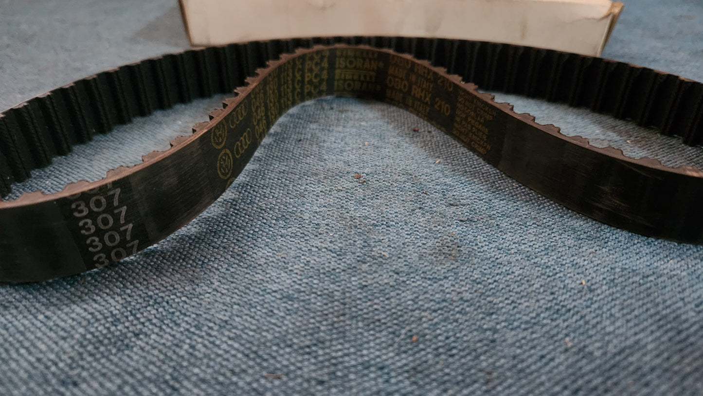 Zahnriemen Audi 100 A6 C4 046130113C  Nos F6