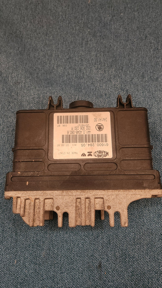 Motorsteuergerät Skoda Felicia 1,6 AEE 6160028405 Gebraucht M4